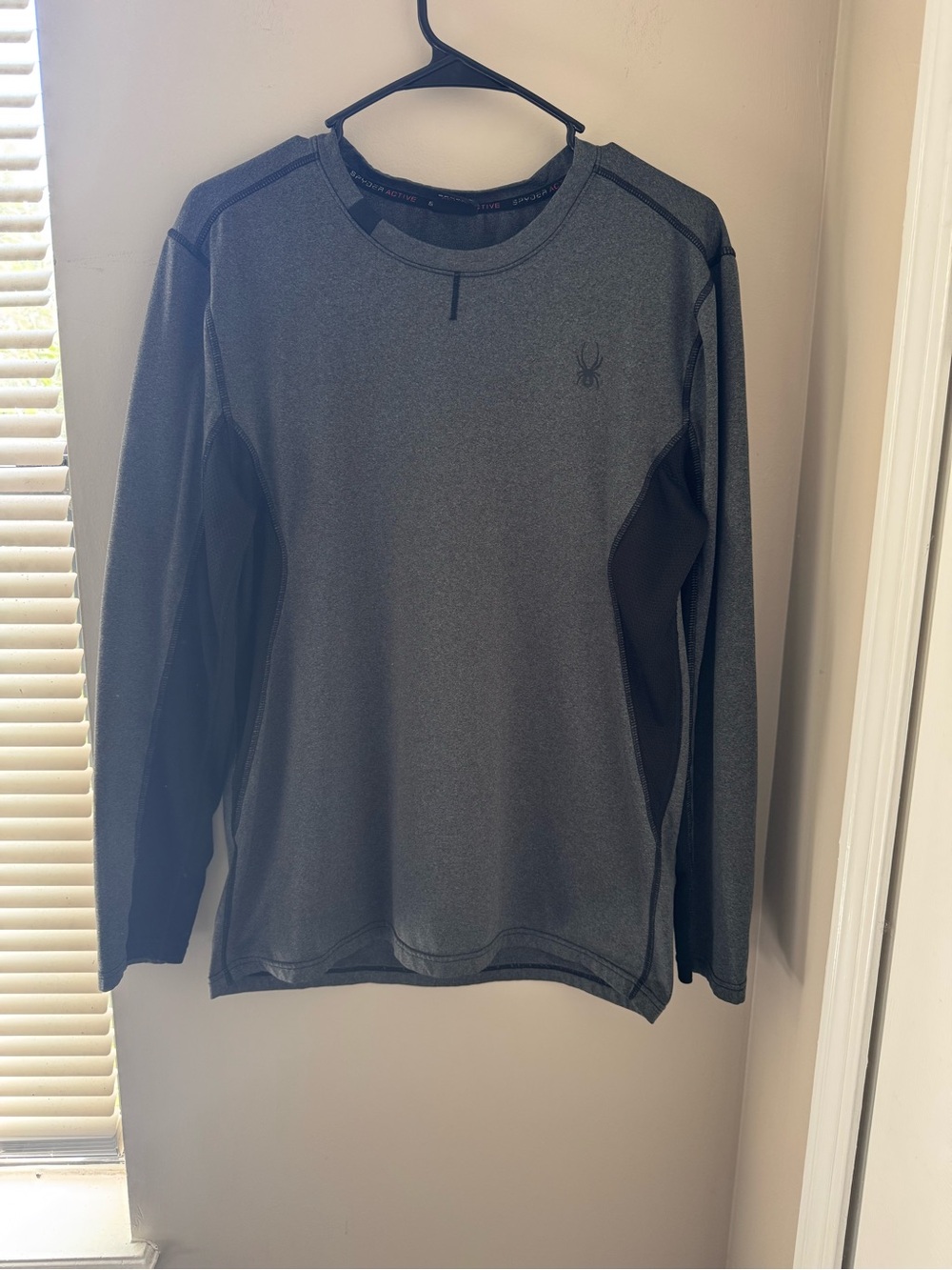 Spyder Active Charcoal Gray Crewneck Fleece Sweatshirt Pullover Men's Size S